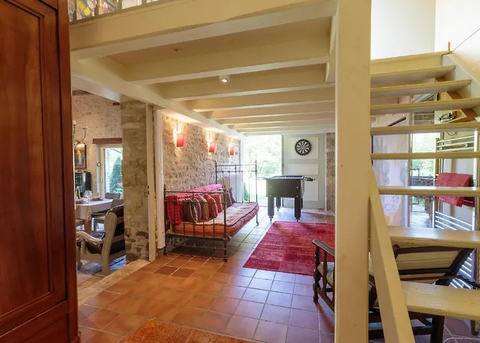 Сasa de vacaciones Moulin De Mois By Interhome Joussé