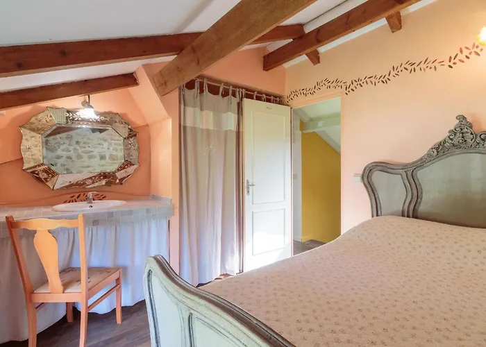 Сasa de vacaciones Moulin De Mois By Interhome Joussé