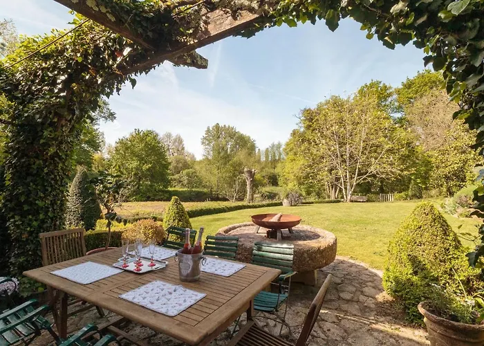 Сasa de vacaciones Moulin De Mois By Interhome Joussé